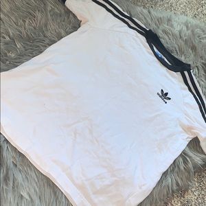 Adidas tee